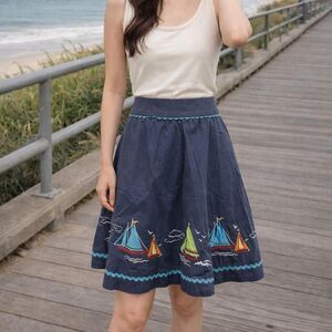 Liz Claiborne Nautical Skirt 6 Petite Coastal Embroidered Sailboats Beach Vtg